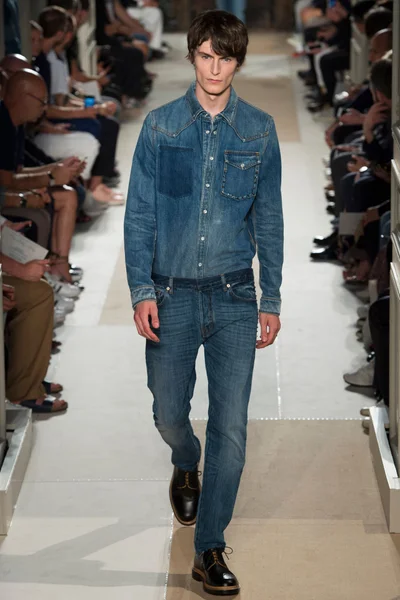 Look 34